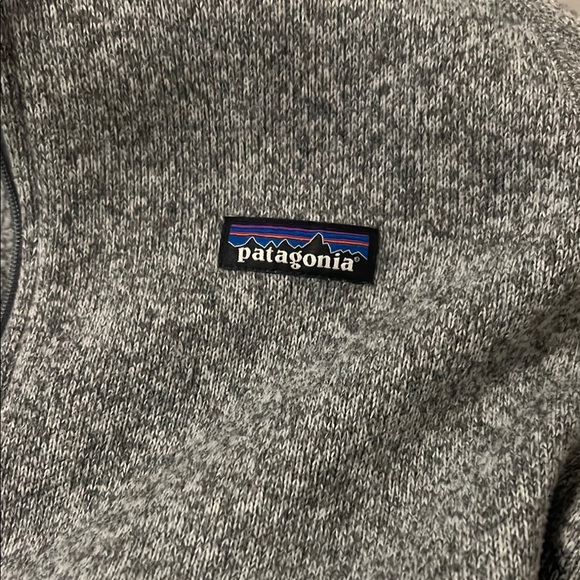 Patagonia Woman’s Gray Sweater - Picture 3 of 3